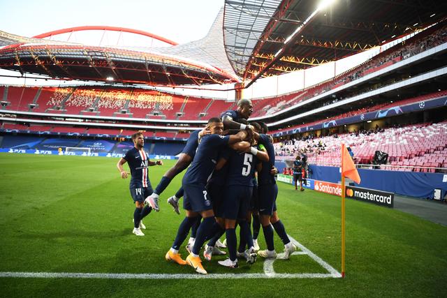 18岁西班牙前锋吉乌在切尔西境遇不佳，8场仅1球